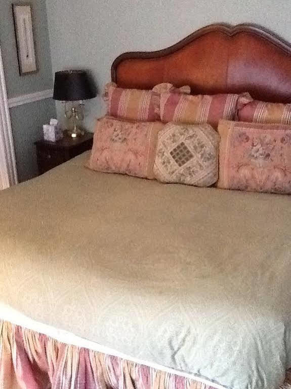 Cleveland House Inn Newport Bagian luar foto